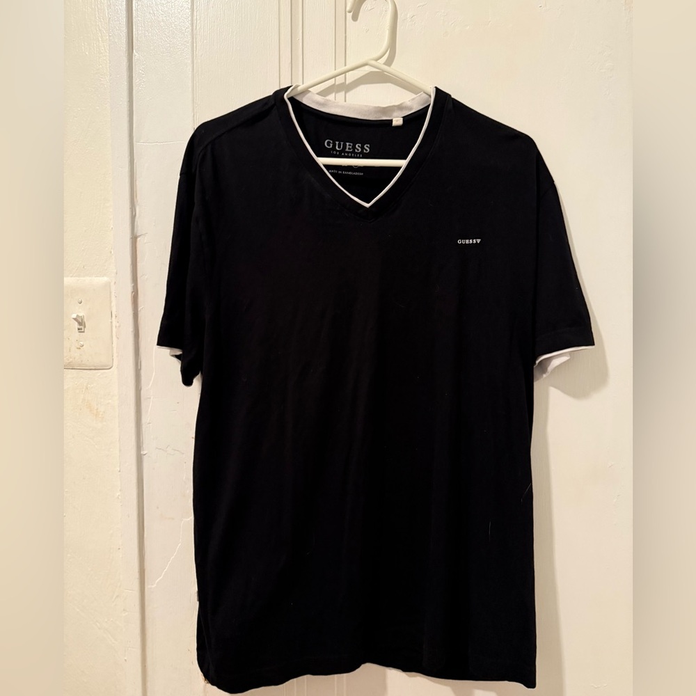 GUESS Men's Black V-Neck Tee